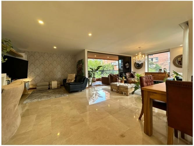 Apartamento de 4 alcobas en venta en Lalinde, Medellín, 215 m² · foto 15 de 15