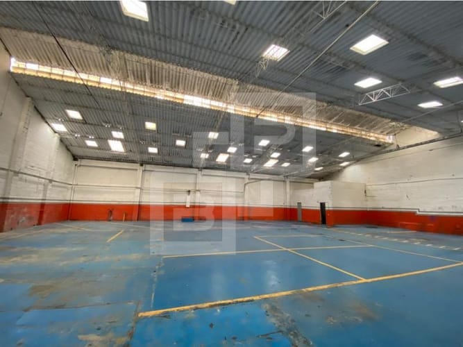 Bodega en arriendo en Perpetuo Socorro, Medellín, 850 m² · foto 5 de 24