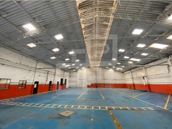 Bodega en arriendo en Perpetuo Socorro, Medellín, 850 m² · foto 6 de 24