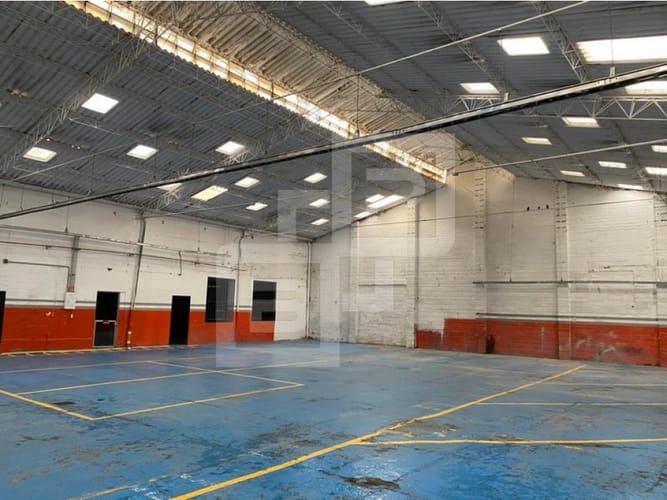 Bodega en arriendo en Perpetuo Socorro, Medellín, 850 m² · foto 9 de 24