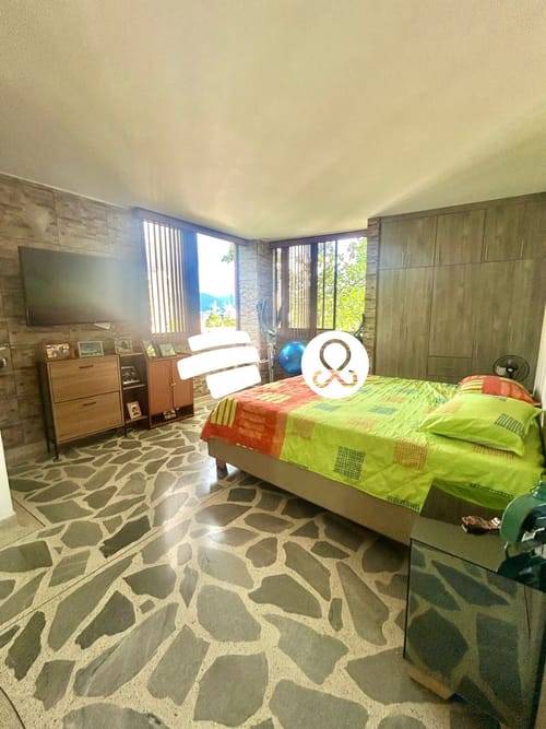 Apartamento de 3 alcobas en venta en La Almeria, Medellín, 96 m² · foto 12 de 23