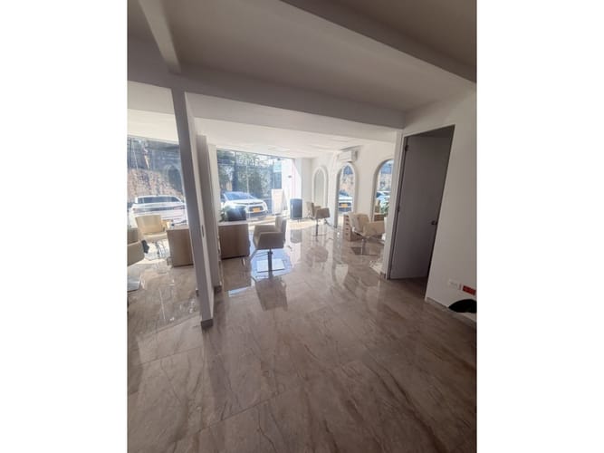 Local en arriendo en Ciudad Jardin, Cali, 185 m² · foto 3 de 19