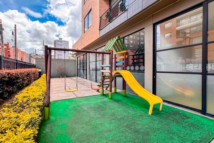 Apartamento de 3 alcobas en venta en Cedritos, Bogotá, 152 m² · foto 13 de 14