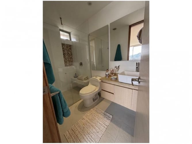 Apartamento de 3 alcobas en venta en Loma Benedictinos, Envigado, 138 m² · foto 7 de 12