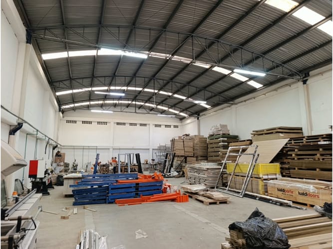 Bodega en arriendo en La Tablaza, La Estrella, 1140 m² · foto 5 de 9