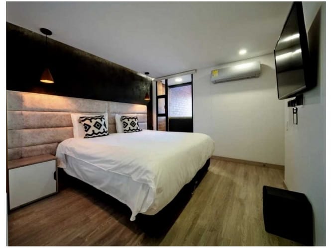 Apartamento de 2 alcobas en venta en Zona Centro, Envigado, 80 m² · foto 3 de 12