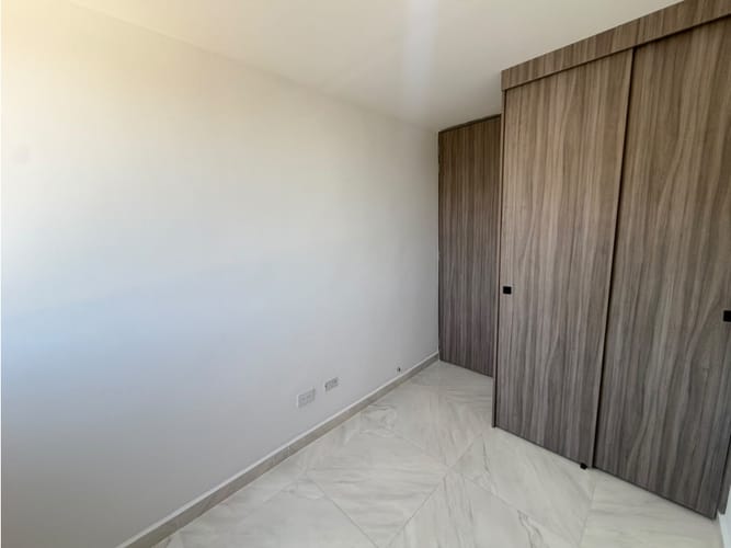 Apartamento de 3 alcobas en arriendo en La Gabriela, Bello, 54 m² · foto 2 de 13