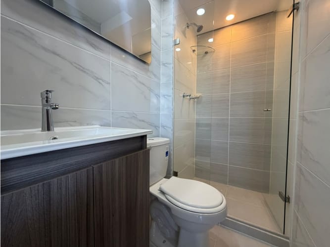 Apartamento de 3 alcobas en arriendo en La Gabriela, Bello, 54 m² · foto 3 de 13