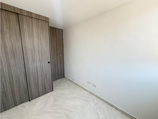 Apartamento de 3 alcobas en arriendo en La Gabriela, Bello, 54 m² · foto 4 de 13