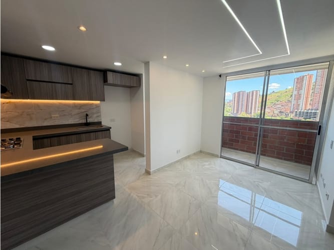 Apartamento de 3 alcobas en arriendo en La Gabriela, Bello, 54 m² · foto 7 de 13