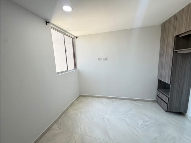 Apartamento de 3 alcobas en arriendo en La Gabriela, Bello, 54 m² · foto 8 de 13