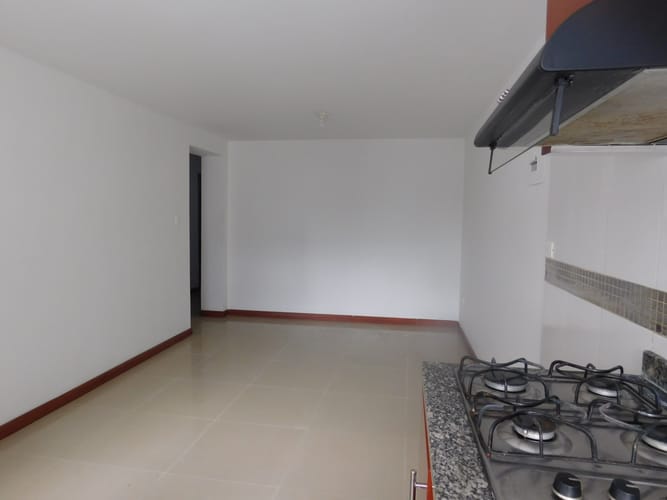 Apartamento de 2 alcobas en arriendo en Barrios Unidos, Bogotá, 75 m² · foto 5 de 13