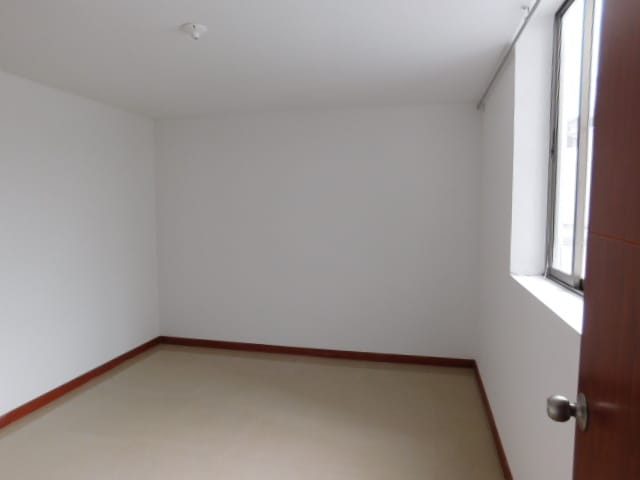 Apartamento de 2 alcobas en arriendo en Barrios Unidos, Bogotá, 75 m² · foto 10 de 13