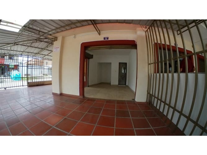 Casa de 12 alcobas en venta en Ciudadela Floralia, Cali, 367 m² · foto 15 de 15