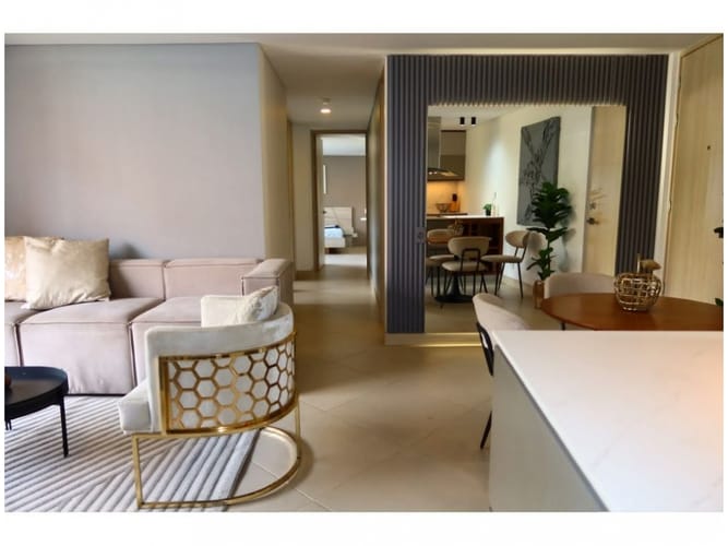 Apartamento de 3 alcobas en venta en Camino Verde, Medellín, 74 m² · foto 5 de 15