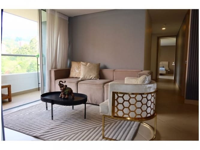 Apartamento de 3 alcobas en venta en Camino Verde, Medellín, 74 m² · foto 14 de 15