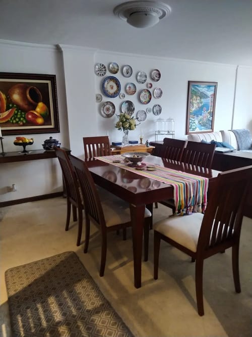 Apartamento de 3 alcobas en venta en Niza, Bogotá, 165 m² · foto 2 de 24
