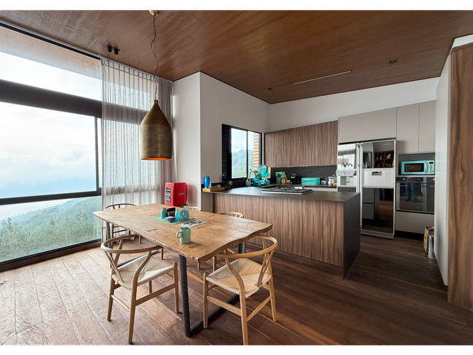 Apartamento de 2 alcobas en venta en El Retiro, 129 m² · foto 2 de 11