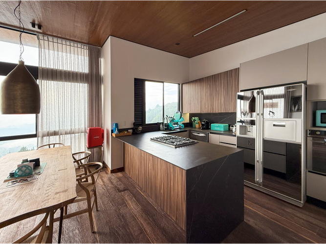 Apartamento de 2 alcobas en venta en El Retiro, 129 m² · foto 3 de 11