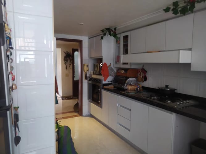 Apartamento de 3 alcobas en venta en Niza, Bogotá, 165 m² · foto 12 de 24