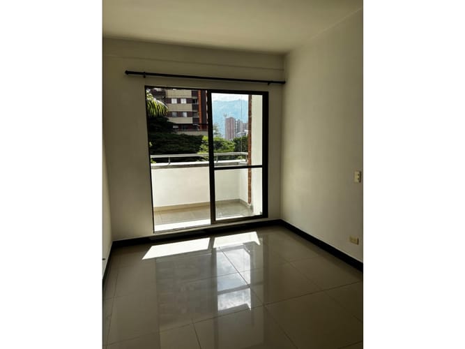 Apartamento de 3 alcobas en arriendo en Niquia, Bello, 71 m² · foto 3 de 12
