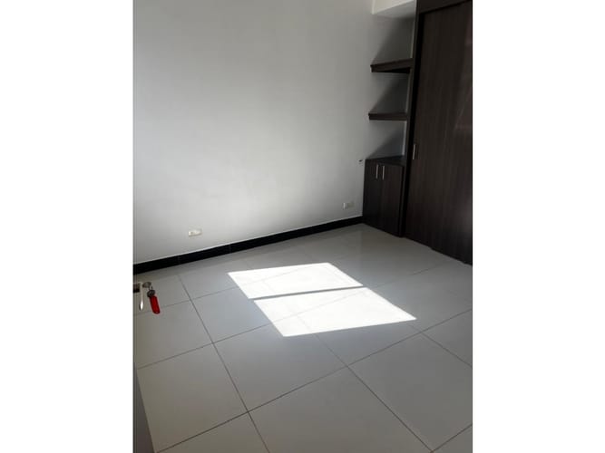 Apartamento de 3 alcobas en arriendo en Niquia, Bello, 71 m² · foto 7 de 12