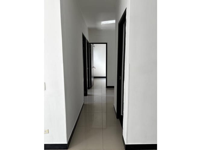 Apartamento de 3 alcobas en arriendo en Niquia, Bello, 71 m² · foto 10 de 12