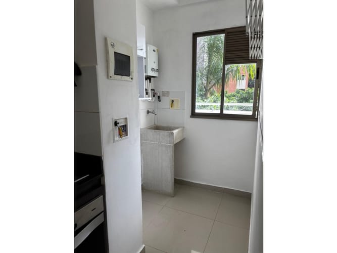Apartamento de 3 alcobas en arriendo en Niquia, Bello, 71 m² · foto 11 de 12