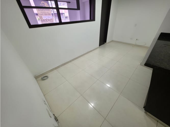 Apartaestudio en arriendo en Bombona No.1, Medellín, 35 m² · foto 4 de 12
