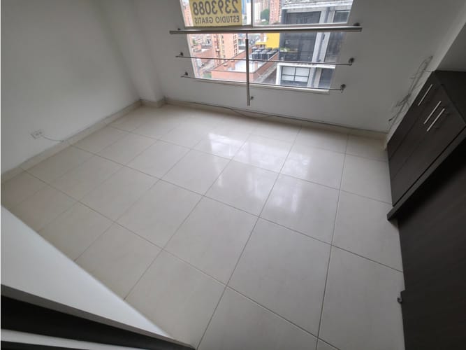 Apartaestudio en arriendo en Bombona No.1, Medellín, 35 m² · foto 6 de 12