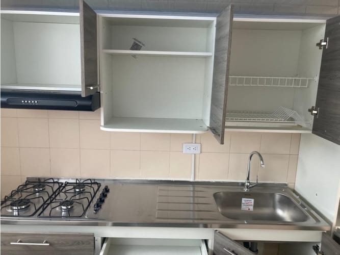 Apartamento de 3 alcobas en arriendo en La Magnolia, Envigado, 80 m² · foto 2 de 13