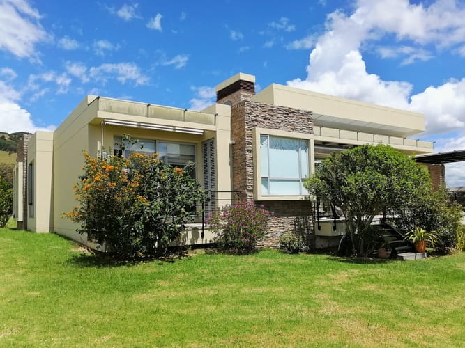 Casa de 4 alcobas en venta en La Violeta, Sopó, 287 m² · foto 3 de 24