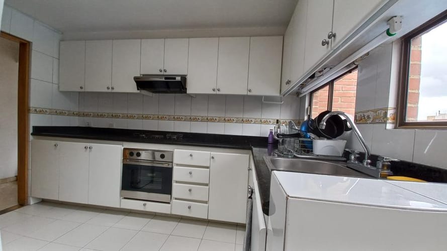 Apartamento de 3 alcobas en venta en Cedritos, Bogotá, 100 m² · foto 11 de 24