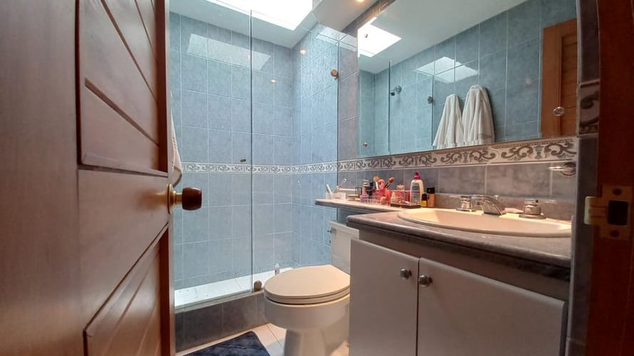 Apartamento de 3 alcobas en venta en Cedritos, Bogotá, 100 m² · foto 13 de 24