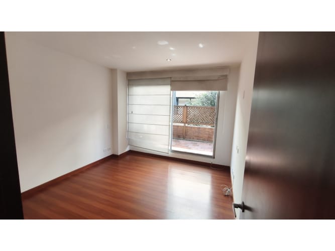 Apartamento en arriendo en Chico Norte, Bogotá, 94 m² · foto 2 de 14