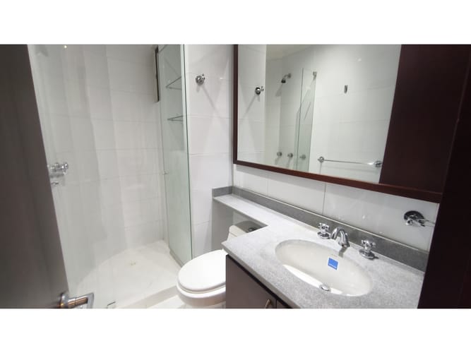 Apartamento en arriendo en Chico Norte, Bogotá, 94 m² · foto 9 de 14