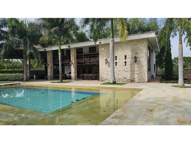 Casa de 5 alcobas en venta en Rozo, Palmira, 2000 m² · foto 3 de 24