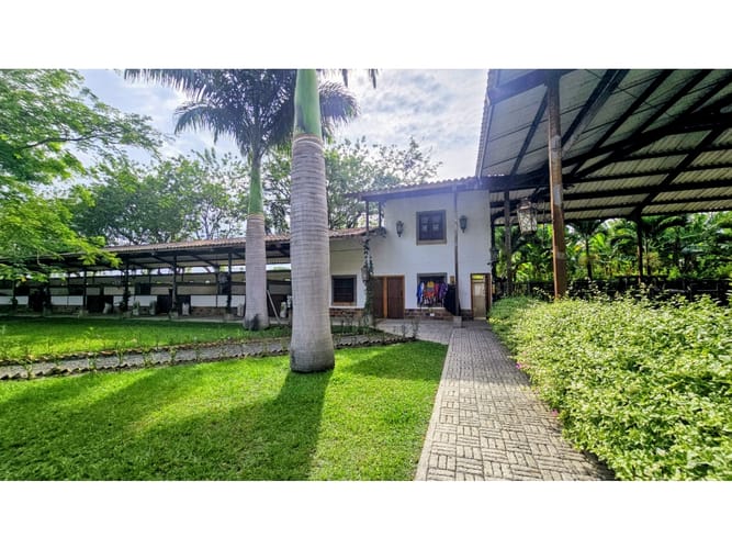 Casa de 5 alcobas en venta en Rozo, Palmira, 2000 m² · foto 12 de 24