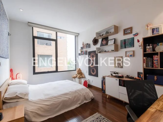 Apartamento de 3 alcobas en venta en La Cabrera, Bogotá, 176 m² · foto 17 de 18