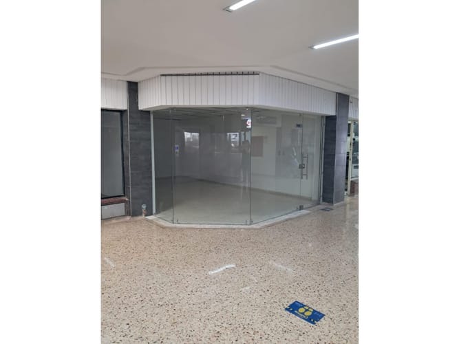 Local en venta en Versalles, Cali, 30 m² · foto 2 de 2