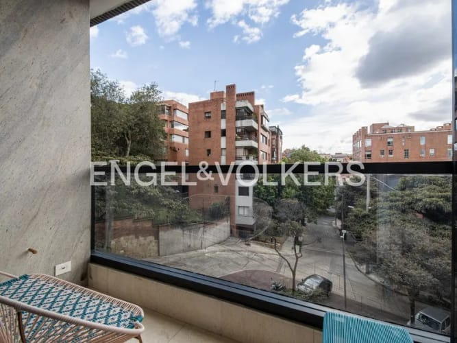 Apartamento de 3 alcobas en venta en La Cabrera, Bogotá, 176 m² · foto 10 de 18