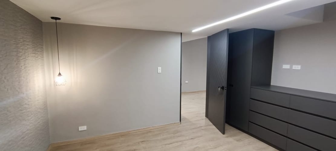 Apartamento de 1 alcoba en venta en Santa Barbara, Bogotá, 52 m² · foto 5 de 13