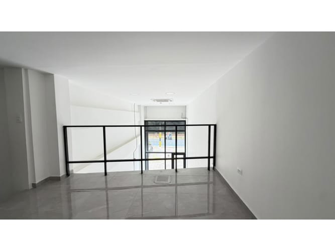 Local en arriendo en Cuarto De Legua - Guadalupe, Cali, 55 m² · foto 3 de 6