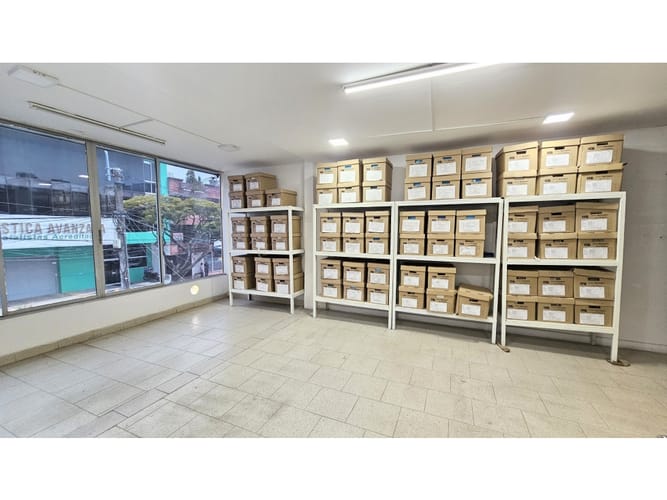 Casa de 8 alcobas en venta en Tequendama, Cali, 600 m² · foto 3 de 21