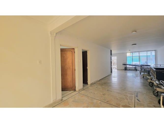 Casa de 8 alcobas en venta en Tequendama, Cali, 600 m² · foto 7 de 21