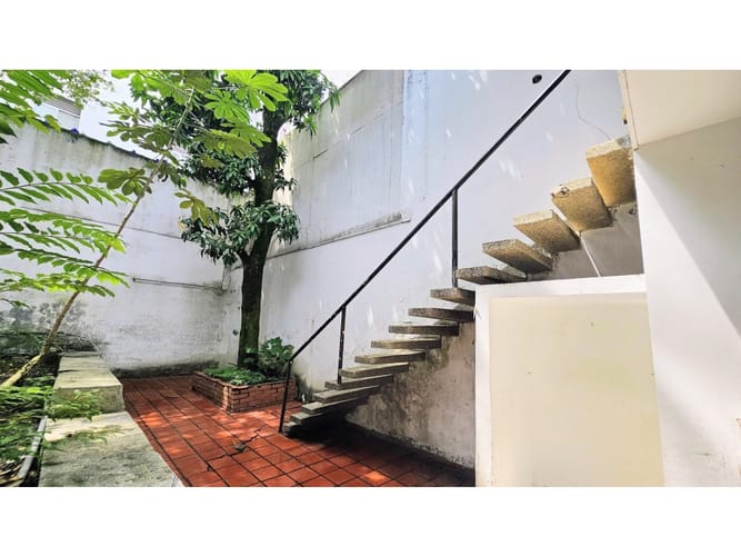Casa de 8 alcobas en venta en Tequendama, Cali, 600 m² · foto 10 de 21