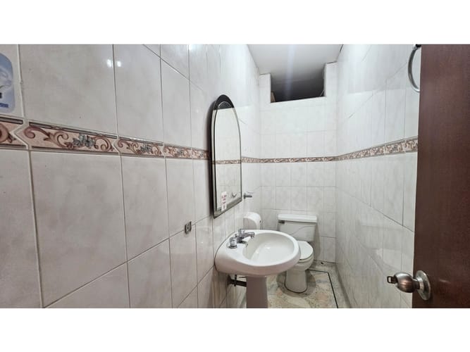 Casa de 8 alcobas en venta en Tequendama, Cali, 600 m² · foto 15 de 21