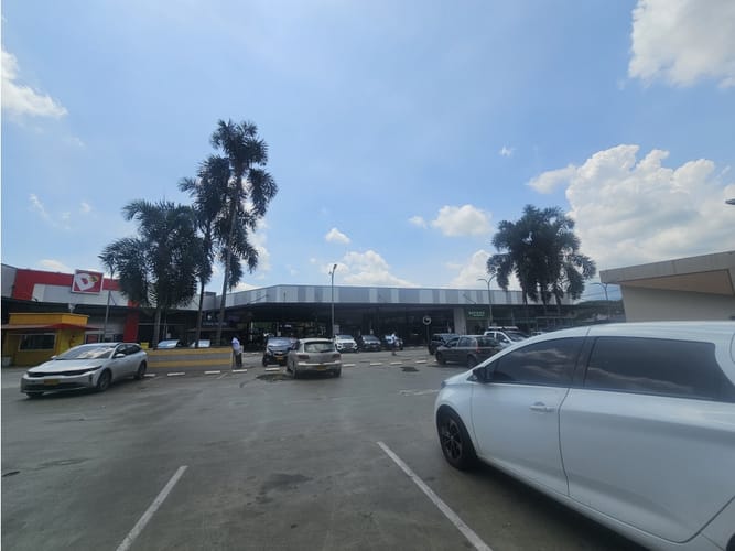 Local en venta en Bochalema, Cali, 45 m² · foto 3 de 11