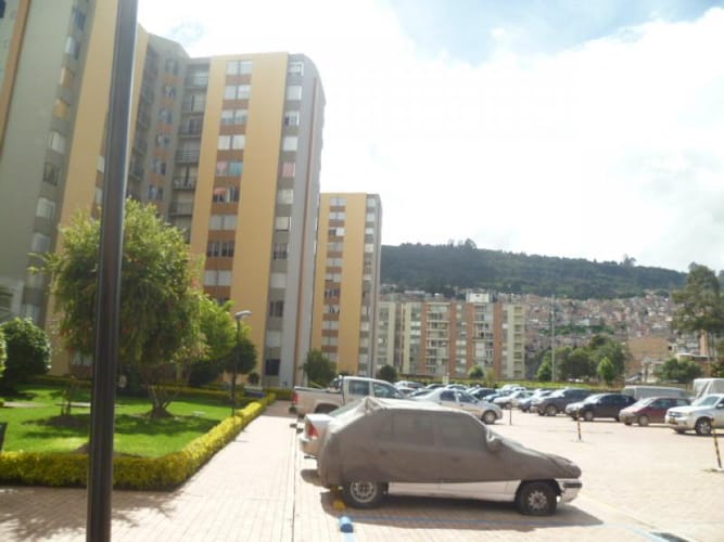 Apartamento de 3 alcobas en venta en San Antonio Norte, Bogotá, 71 m² · foto 4 de 24