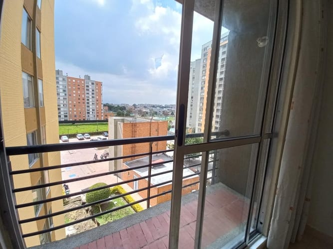 Apartamento de 3 alcobas en venta en San Antonio Norte, Bogotá, 71 m² · foto 9 de 24